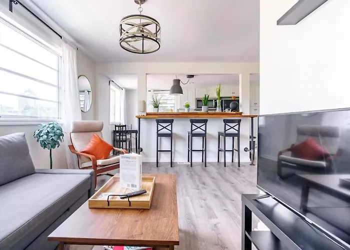 Casa Tres By Jungle House Near Convention Center Osu & Nationwide Arena Walk To High Street Downtown & Short North 5 800 Reviews Private Parking Columbus