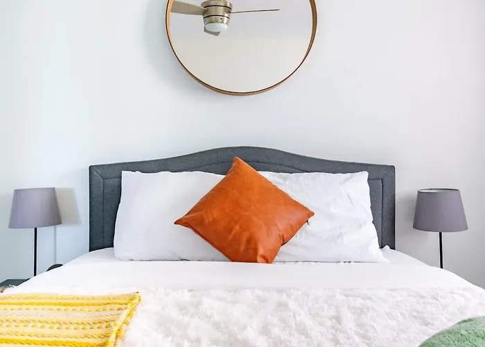 Casa Tres By Jungle House Near Convention Center Osu & Nationwide Arena Walk To High Street Downtown & Short North 5 800 Reviews Private Parking Сasa de vacaciones Columbus