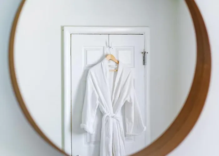 Сasa de vacaciones Casa Tres By Jungle House Near Convention Center Osu & Nationwide Arena Walk To High Street Downtown & Short North 5 800 Reviews Private Parking Columbus