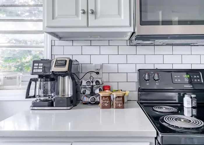 Casa Tres By Jungle House Near Convention Center Osu & Nationwide Arena Walk To High Street Downtown & Short North 5 800 Reviews Private Parking *